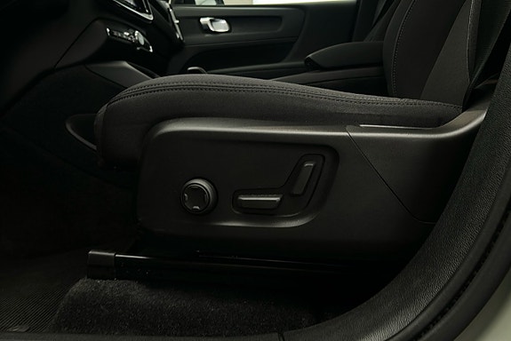 Volvo C40 18 of 29