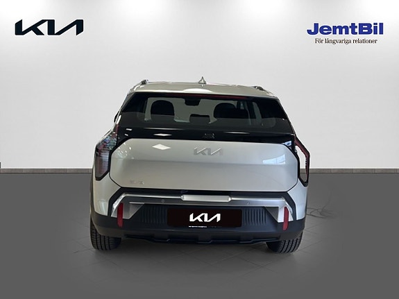 Kia EV3 5 of 5