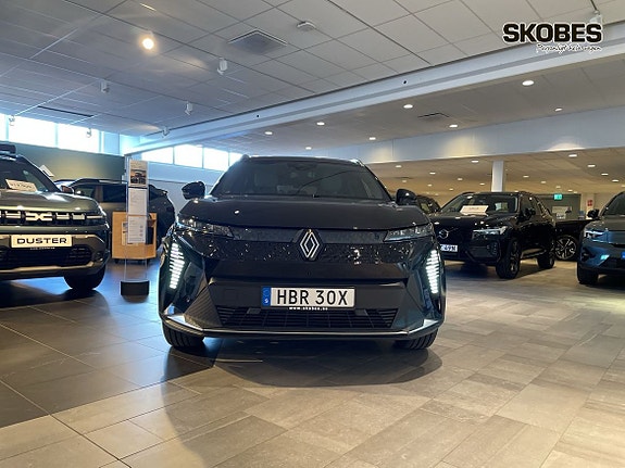 Renault Scenic E-Tech 2 of 5