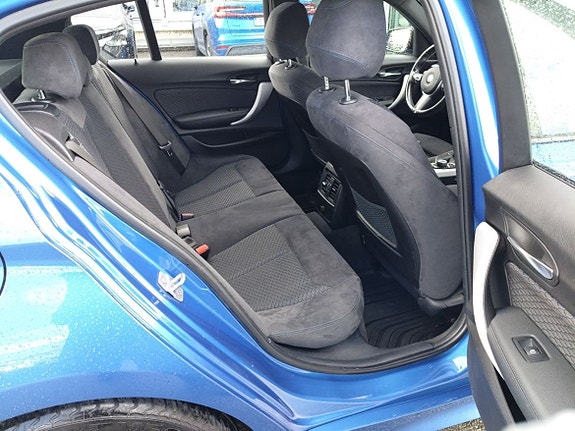 BMW 118i 25 of 25