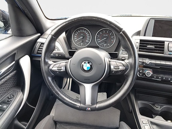 BMW 118i 12 of 25