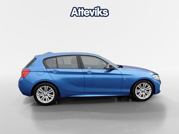 BMW 118i 2 of 5