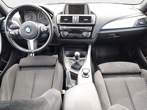 BMW 118i 10 of 25