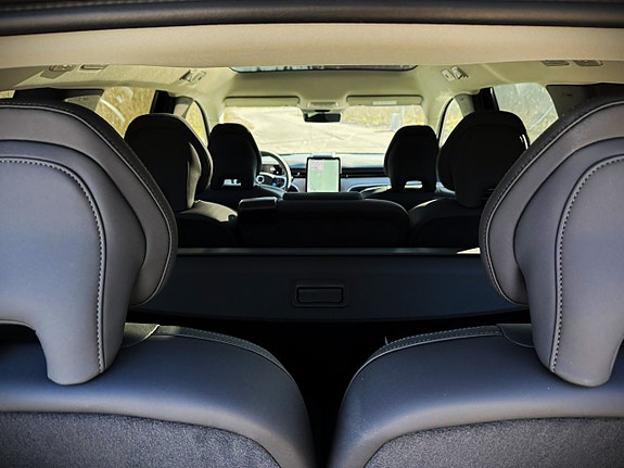 Volvo EX90 19 of 26