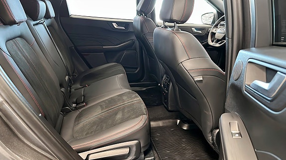 Ford Kuga 5 of 5