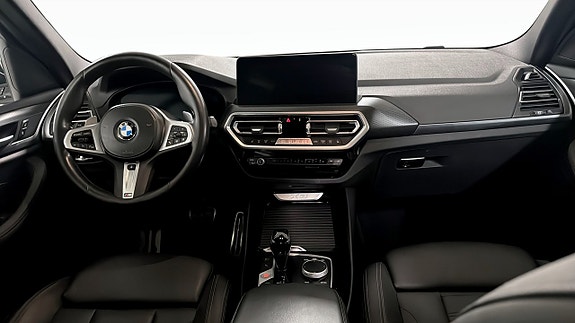 BMW X3 4 of 5