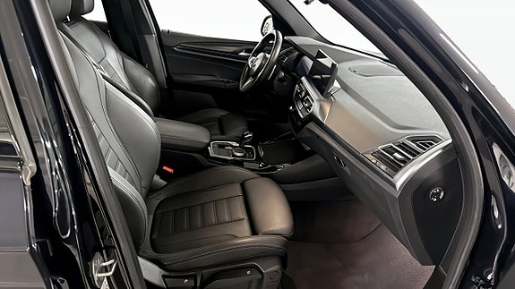 BMW X3 3 of 5