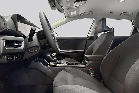 Kia K4 8 of 18