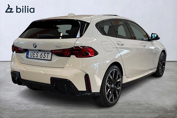 BMW 120 17 of 21