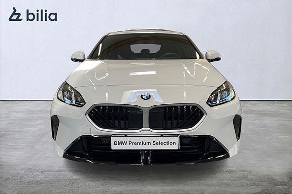 BMW 120 5 of 21