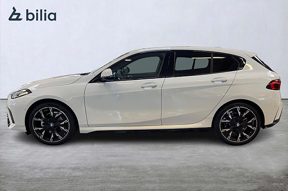 BMW 120 3 of 21