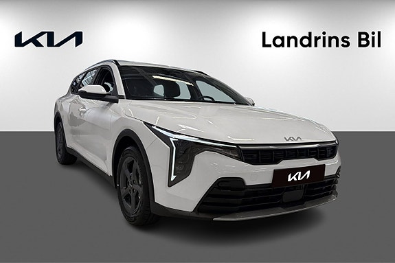 Kia K4 3 of 5