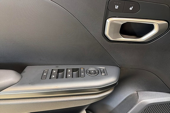 Kia K4 17 of 18