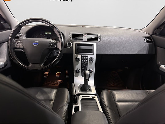 Volvo S40 12 of 19