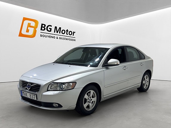 Volvo S40 8 of 19