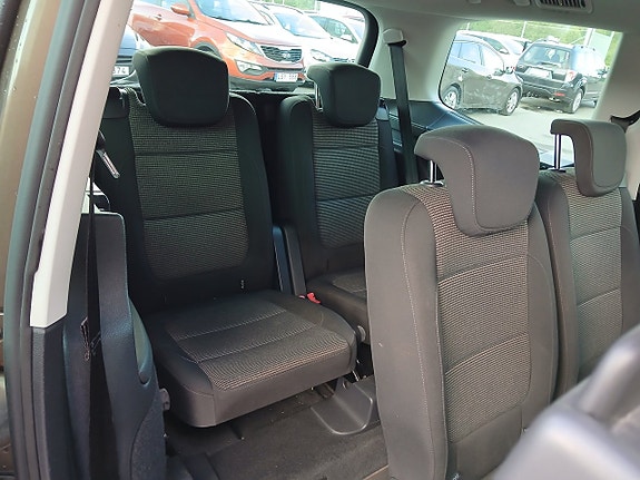 Volkswagen Sharan 19 of 27
