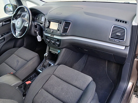 Volkswagen Sharan 17 of 27