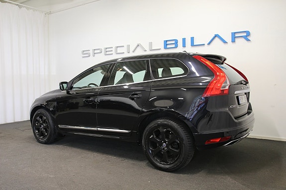Volvo XC60 3 of 5