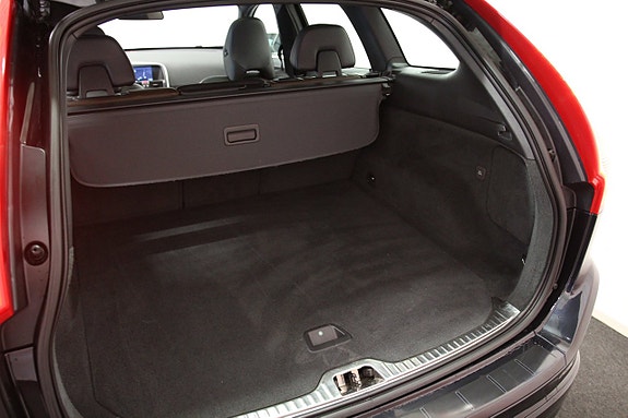 Volvo XC60 15 of 26