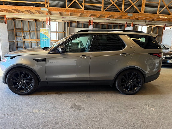 Land Rover Discovery 2 of 5