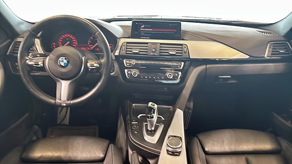 BMW 320 4 of 5