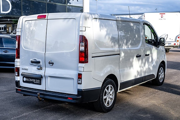 Nissan NV300 7 of 27