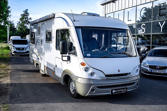 Bürstner aviano I684|2.8 JTD|SolCell|Markis|Taksäng|128hk 3 of 24