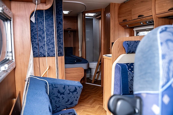 Bürstner aviano I684|2.8 JTD|SolCell|Markis|Taksäng|128hk 22 of 24
