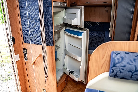 Bürstner aviano I684|2.8 JTD|SolCell|Markis|Taksäng|128hk 23 of 24