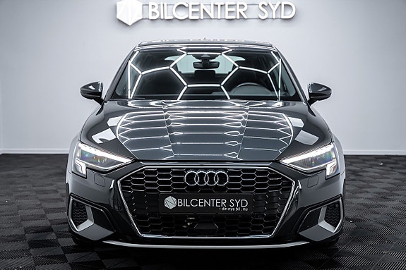 Audi A3 3 of 5