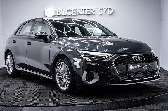 Audi A3 4 of 5