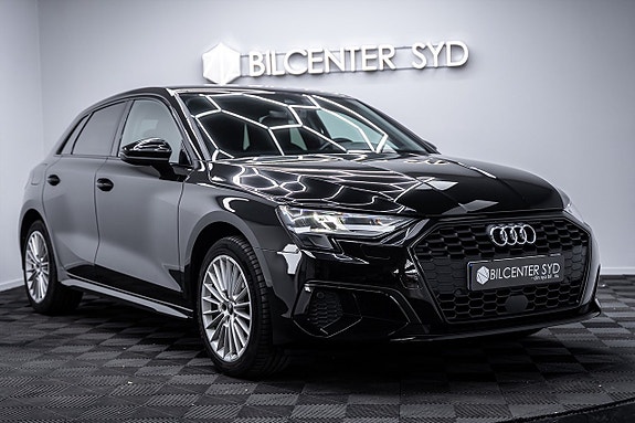 Audi A3 4 of 5