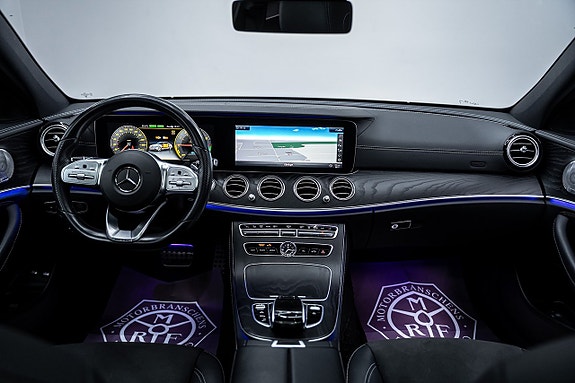 Mercedes-Benz E300 de 25 of 27