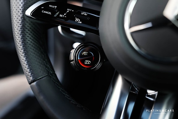 Mercedes-Benz AMG GT 63 16 of 24