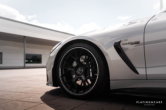 Mercedes-Benz AMG GT 63 24 of 24