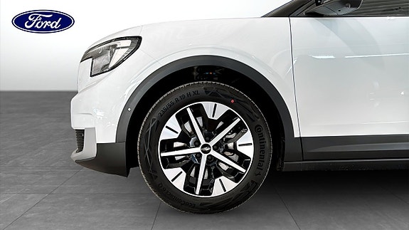Ford Explorer 9 of 10