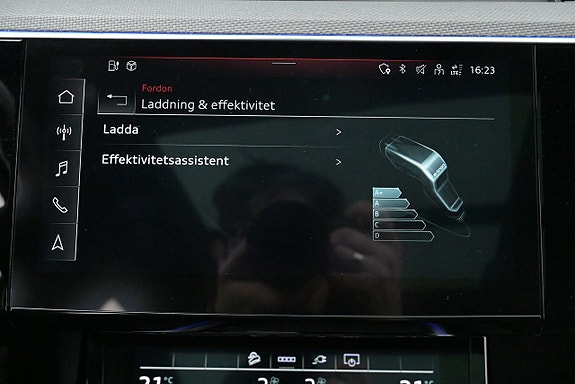 Audi e-tron Sportback 16 of 27