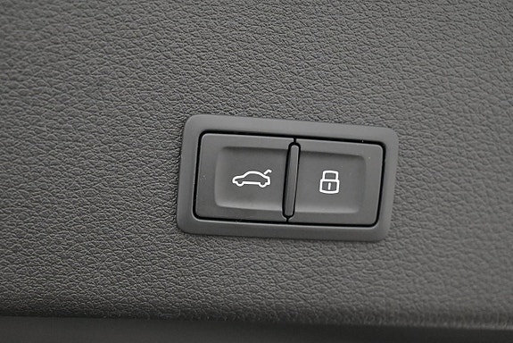 Audi e-tron Sportback 25 of 27