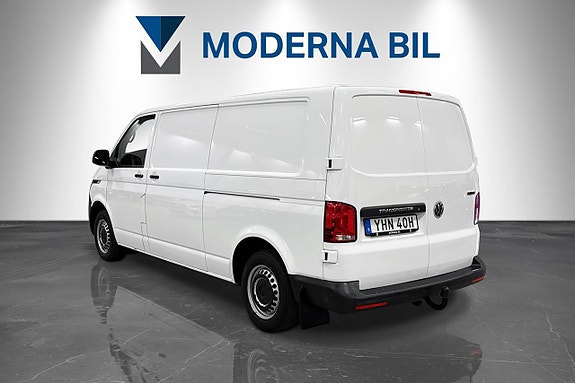 Volkswagen Transporter 3 of 5