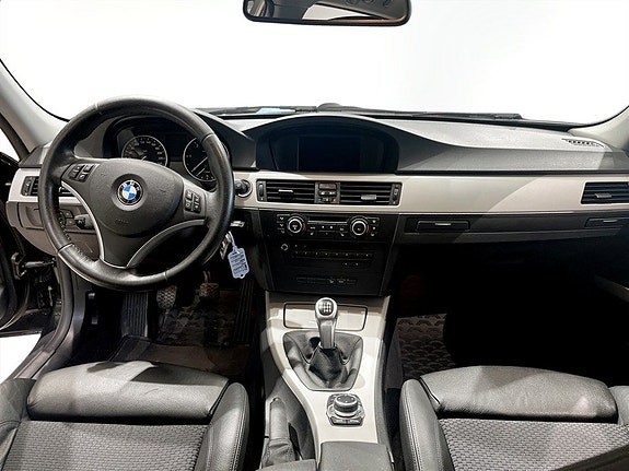 BMW 320d 6 of 15