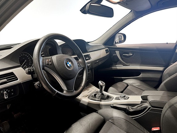 BMW 320d 4 of 15