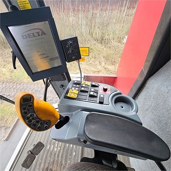 Massey Ferguson 9280 Hybrid - 4WD 12 of 30