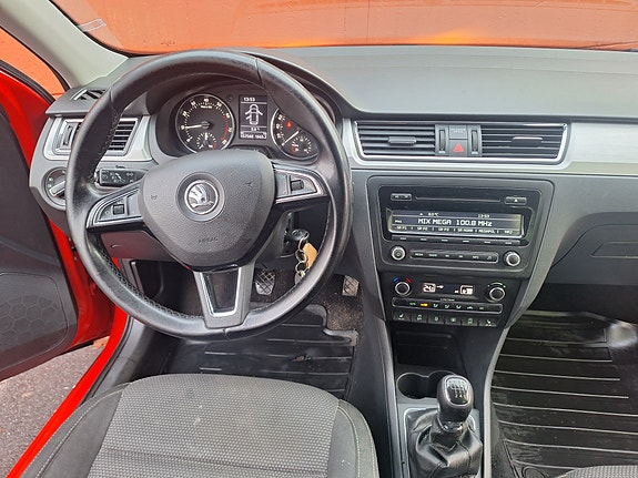 Skoda Rapid Spaceback 2 of 5