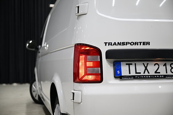 Volkswagen Transporter 15 of 30