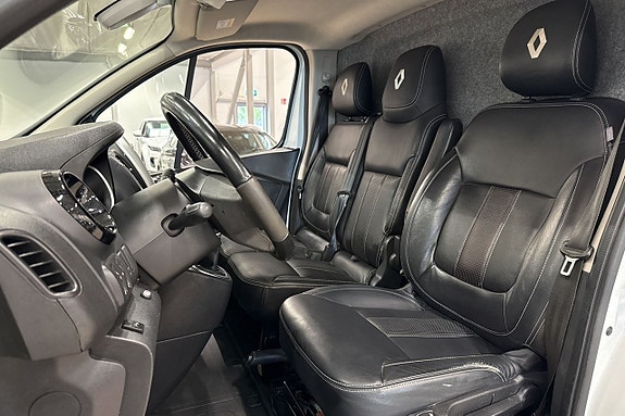 Renault Trafic 17 of 22