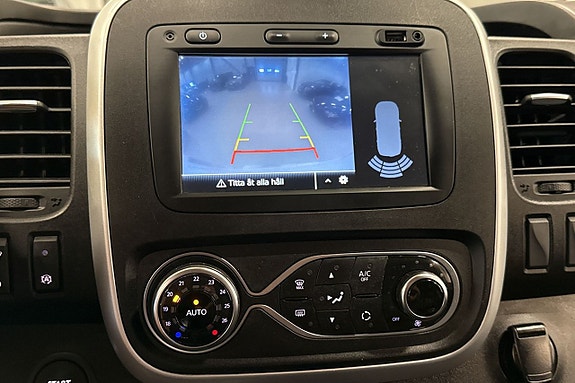 Renault Trafic 15 of 22