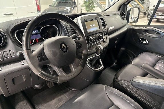 Renault Trafic 8 of 22