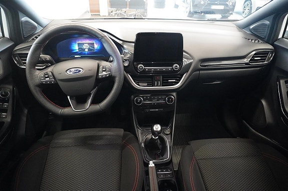 Ford Puma 2 of 17