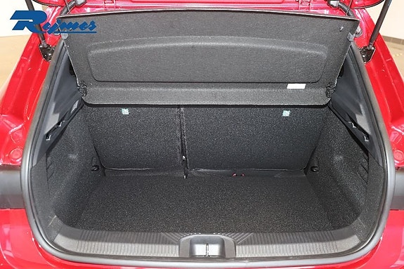 Renault Clio 17 of 18