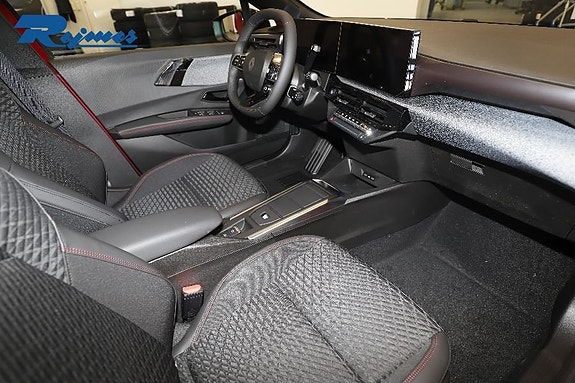 Renault Clio 10 of 18